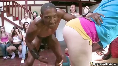 中国のお母さんが非常に大きなおっぱい 爆乳 エロ